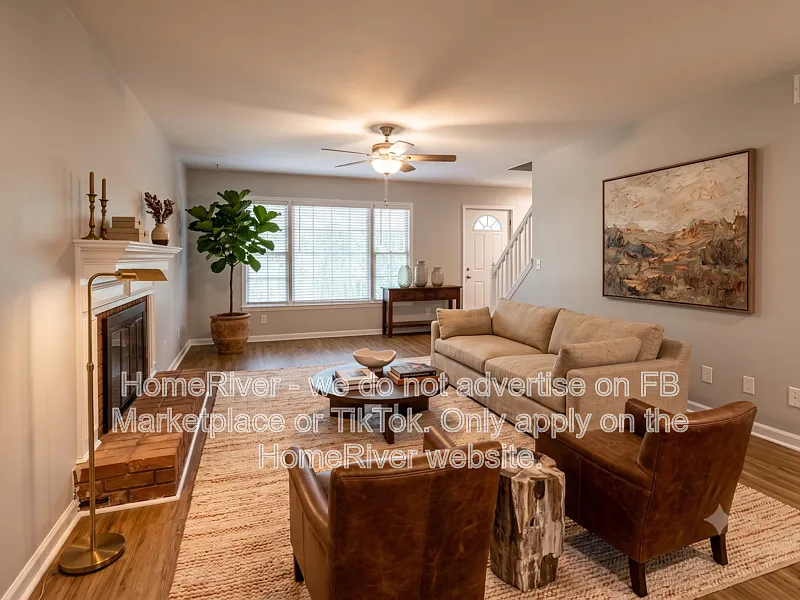 4 bed, 3.0 bath, 1984 sqft, $2,545 — Photo 2