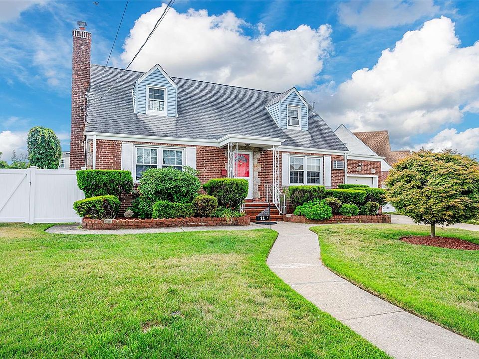 11 Standish Road, Valley Stream, NY 11580 Zillow