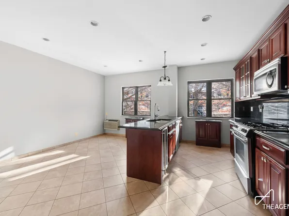 20-59 26th Street image 2 of 13