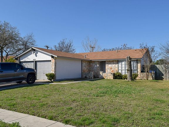 3rd image of 3831 Pipers Meadow St