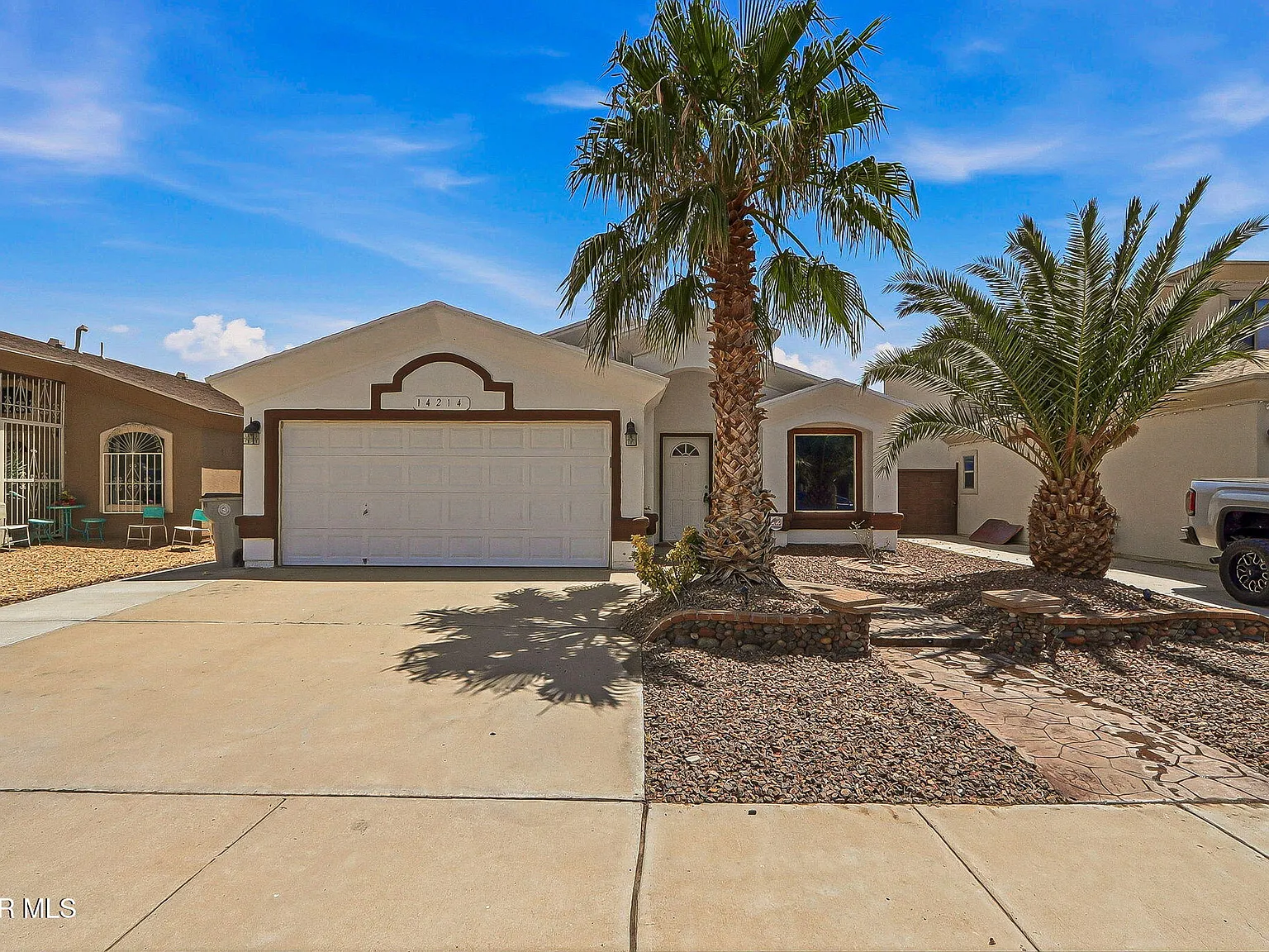 3 bed, 2.0 bath, 1419 sqft, $1,675 — Photo 1