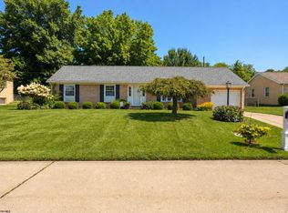 142 Driftwood Rd, Bridgeport, WV 26330