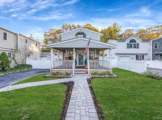 16 Lyda Drive, Nesconset, NY 11767