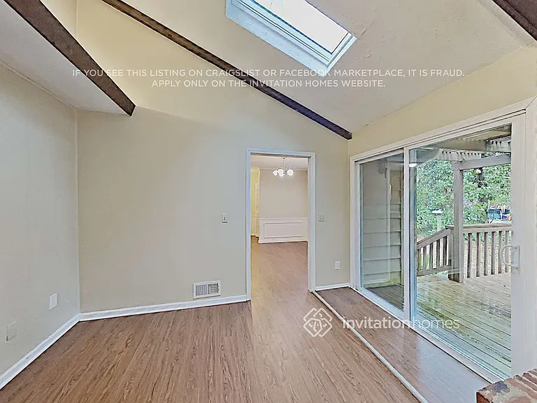 3913 Plantation Dr — Photo 5