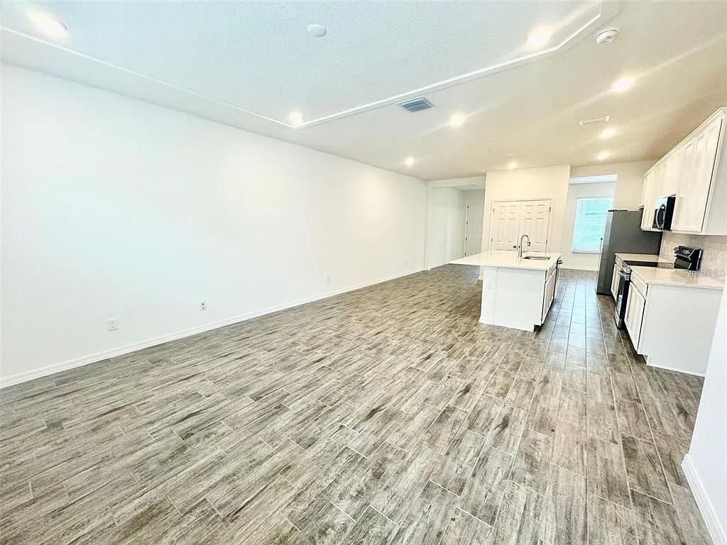Building Photo - 7019 Twilight Bay Dr