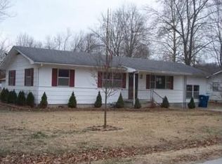 1823 Sherry Ave, Seneca, MO 64865