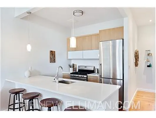 Rented by Douglas Elliman | media 16