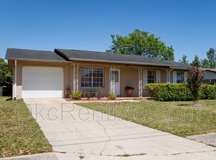 6513 E Shore Dr, Pensacola, FL 32505