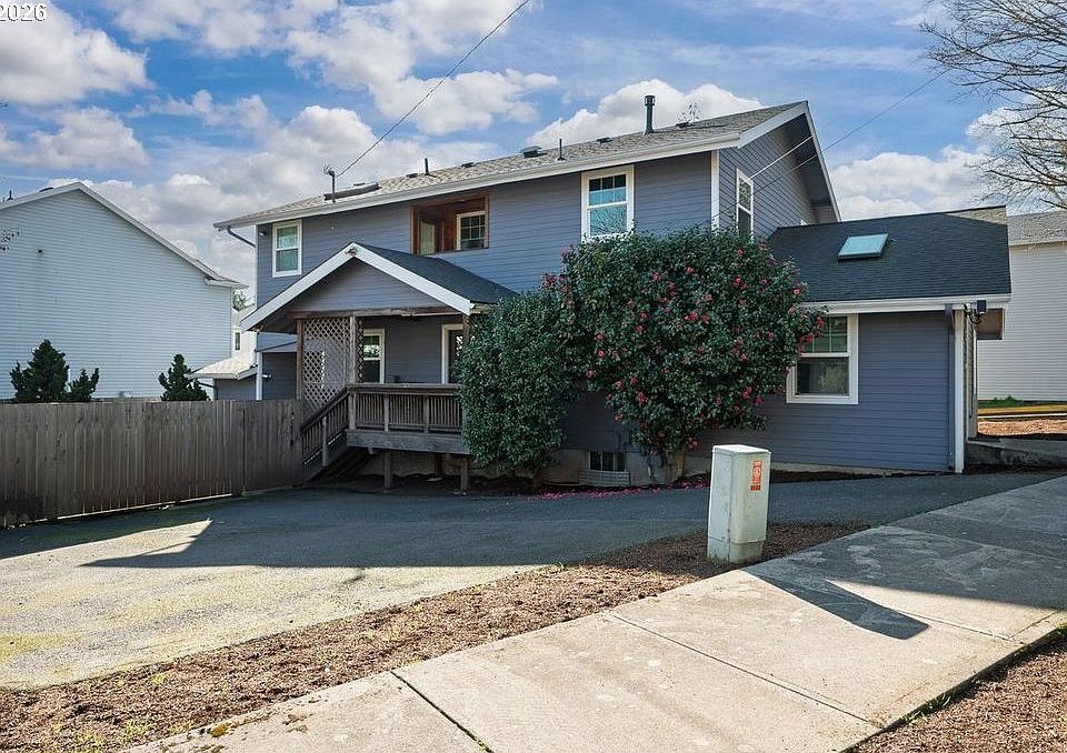 1st image of 2837 SE 90th Pl
