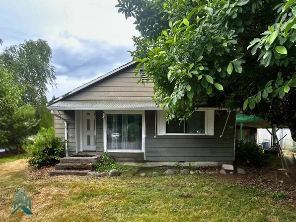 244 5th St, Lyons, OR 97358