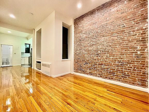 4th image of 513 E 83rd St APT 1E