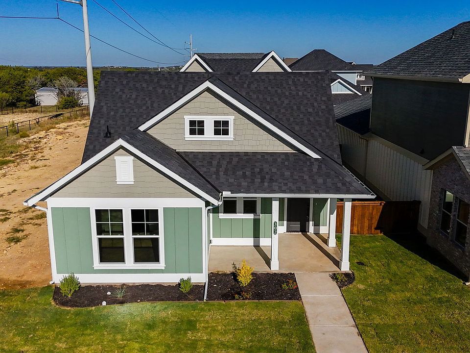 1st image of 302 Red Bird Ln
