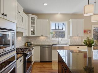 15451 Creekside Ln, Osseo, MN 55369