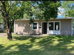 1115 Saint Michael Dr, Cahokia, IL 62206