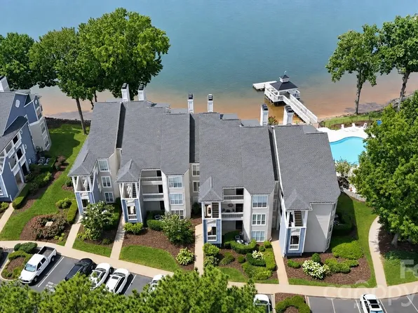 932 Southwest Dr, Davidson, NC 28036