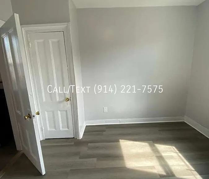 80 Linden St — Photo 2