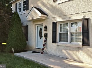 113 W North Ln, Conshohocken, PA 19428