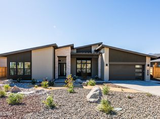 517 Cottontail Ct, Genoa, NV 89411