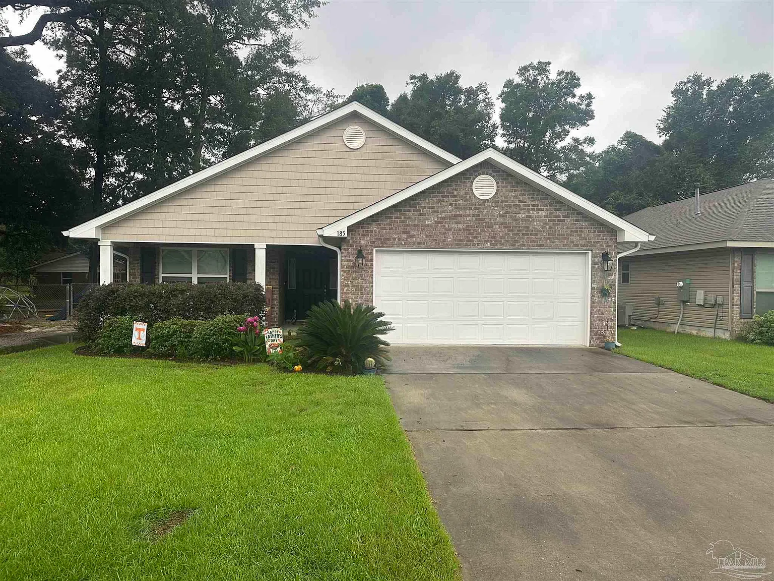 4 bed, 1825 sqft, $2,150 — Photo 1
