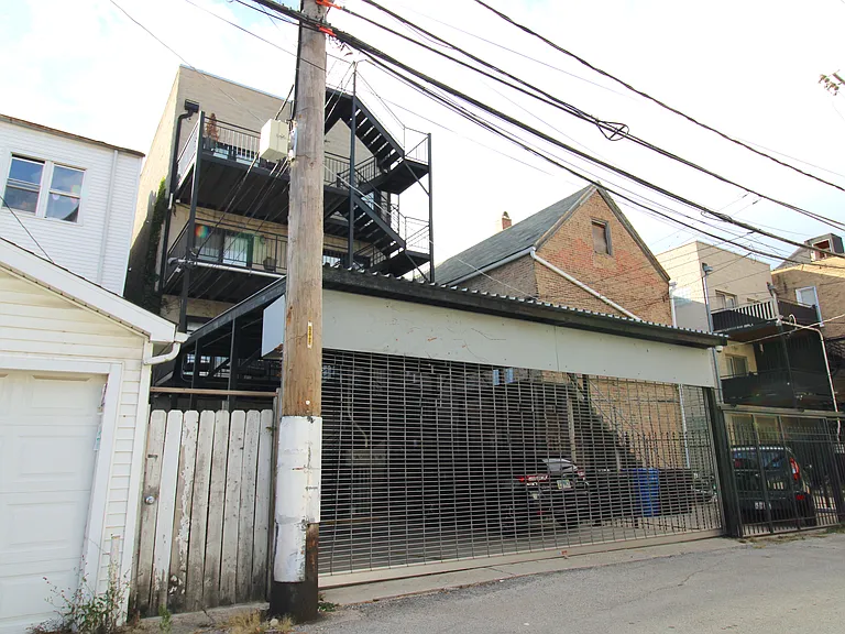 917 N Ashland Ave #2 — Photo 23