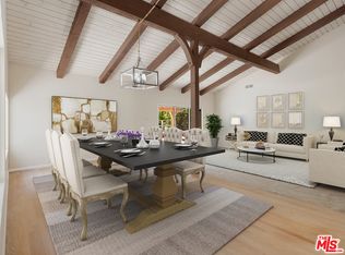 24000 Mariano St, Woodland Hills, CA 91367