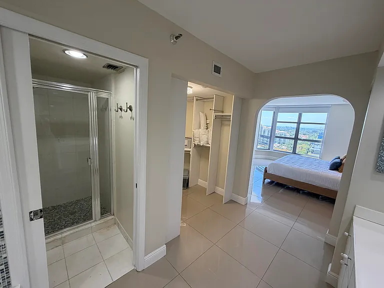 3530 Mystic Pointe Dr #2303 — Photo 19