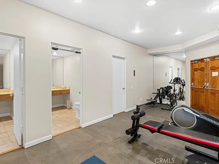 512 Esplanade #103 — Photo 38
