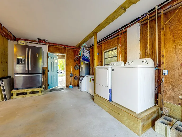 Laundry Room Cabinet