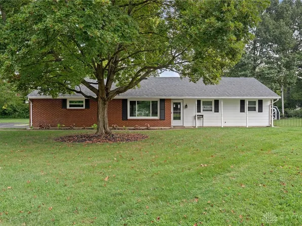 502 Brandwynne Ct, Dayton, OH 45459