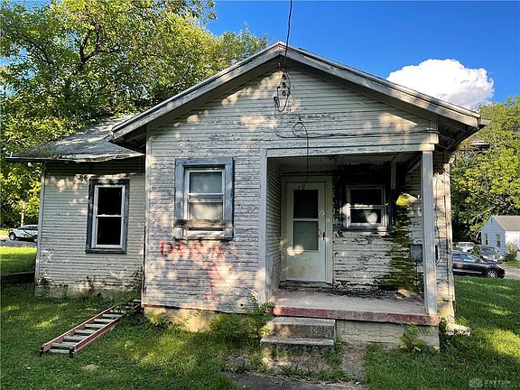2nd image of 2037 Kensington Dr