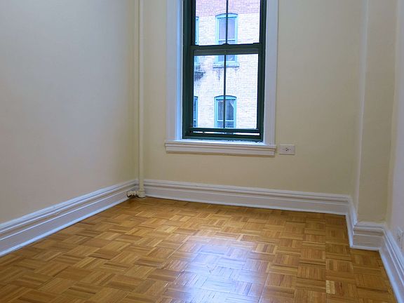 5th image of 515 E 78th St APT 5E