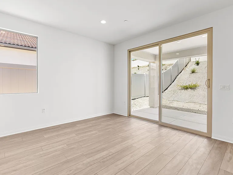 4266 Gina Lynne Ln — Photo 13