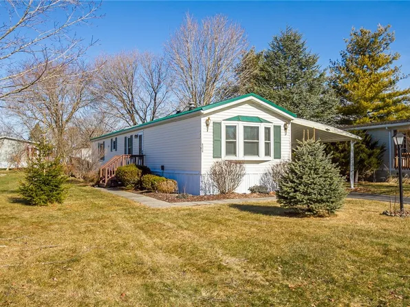 6376 Murphy Dr, Victor, NY 14564