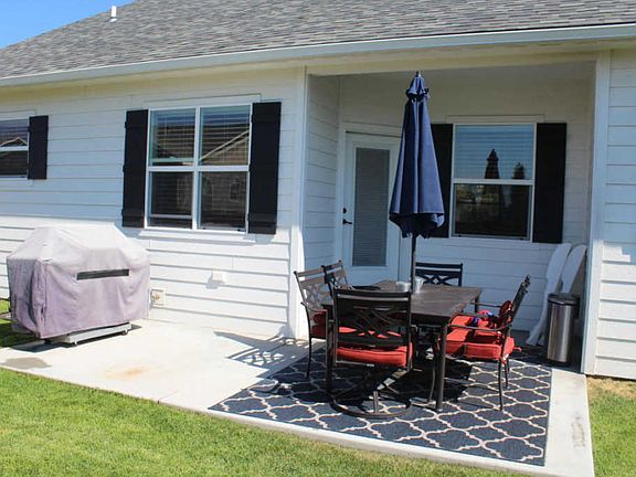 3rd image of 5071 Pertile Ln