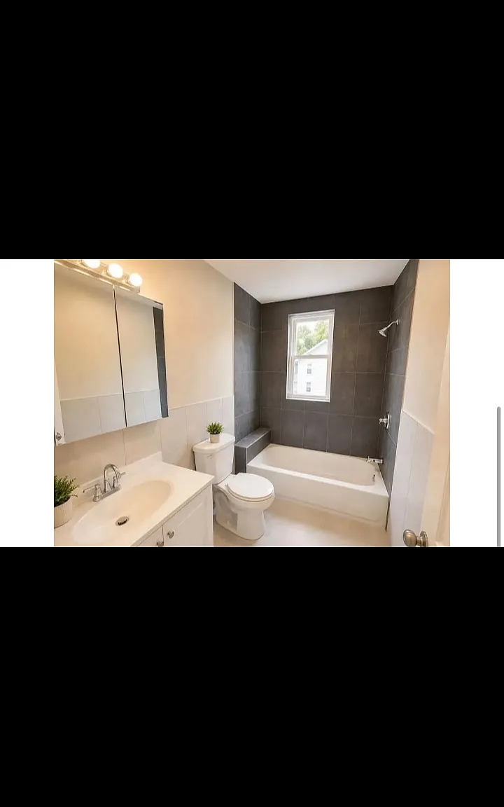 3 bed, $2,295 — Photo 4
