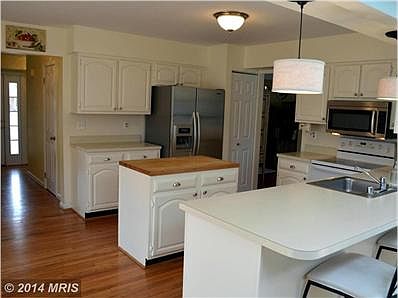 Kitchen with upgraded appliances