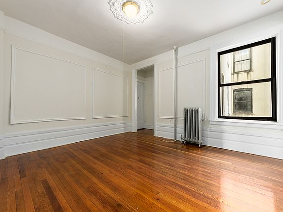2nd image of 3086 32nd St APT 16