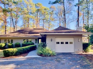 37 Brown Thrasher Rd, Hilton Head Island, SC 29926