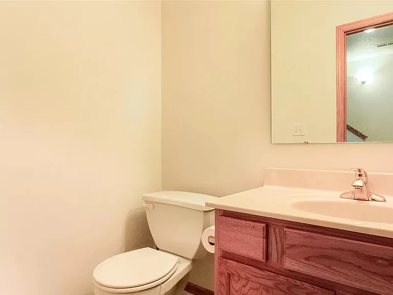 73 Primrose Ct — Photo 13
