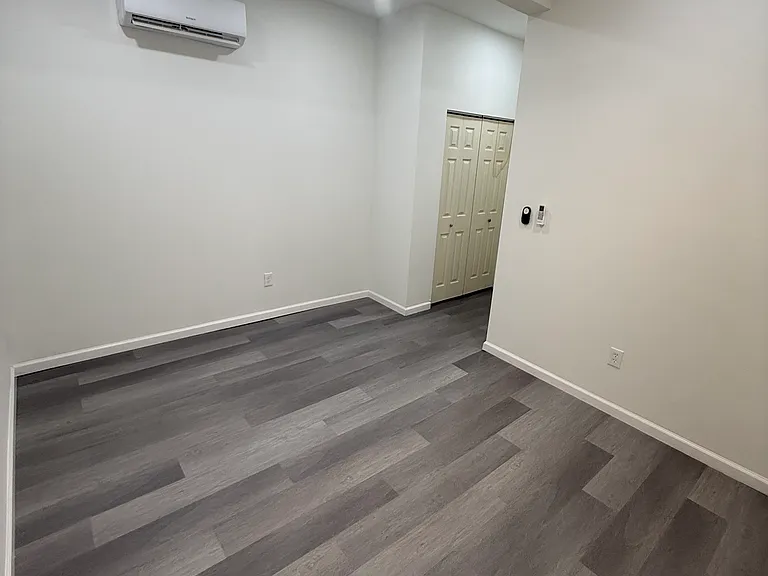 1008 Amsterdam Rd #2 — Photo 3