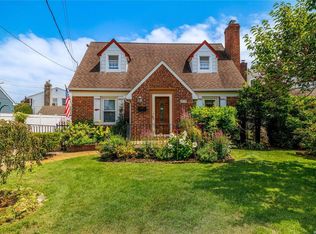 2515 Oceanside Rd, Oceanside, NY 11572