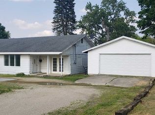 1473 S Base Rd, Winchester, IN 47394
