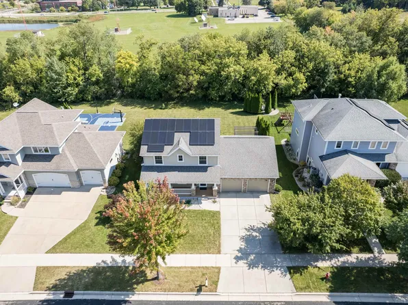 2654 Saw Tooth Dr, Fitchburg, WI 53711