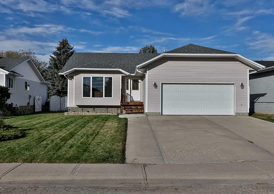 1st image of 105 E Aspen Way