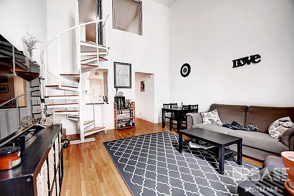 Rented by Urbane Brokerage | media 18