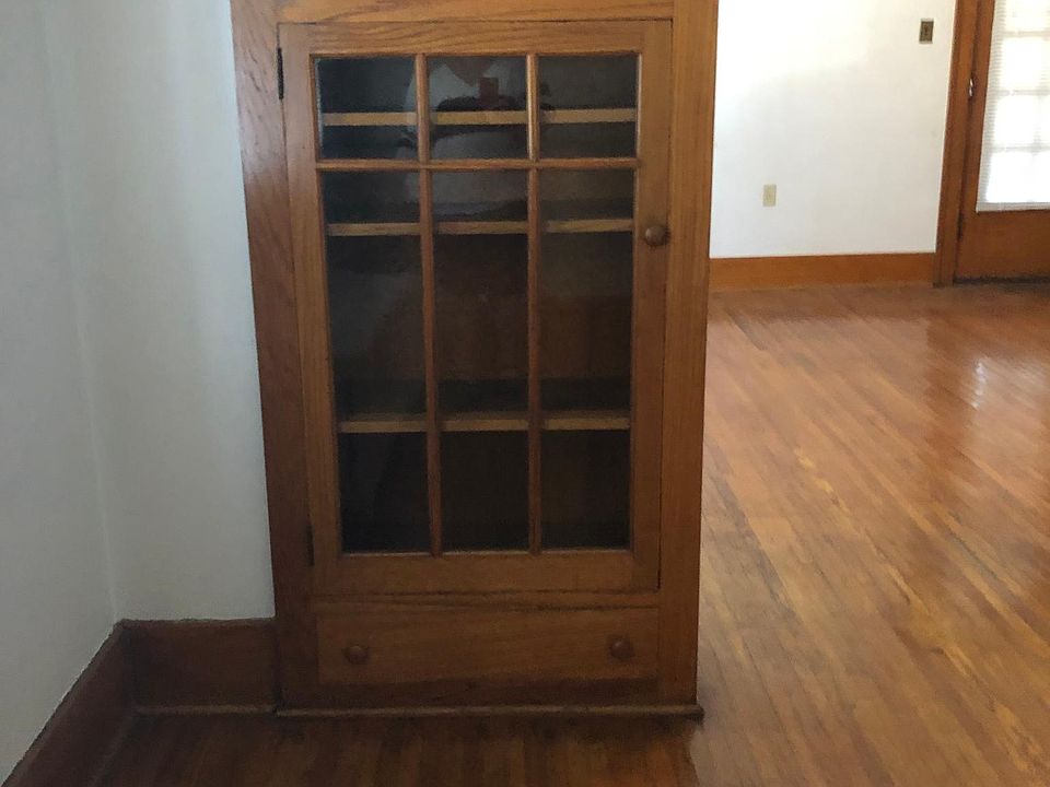1st image of 805 S 18th St APT 7