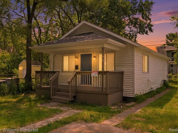 1140 E Elza Ave, Hazel Park, MI 48030