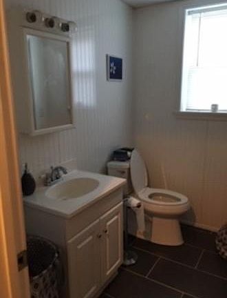 4th image of 151 Churchill Dr