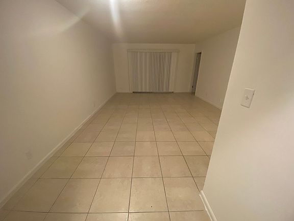 3rd image of 8600 NW 40th St #16