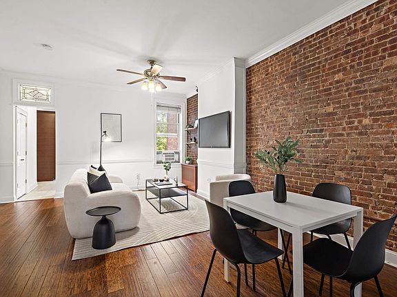 2nd image of 931 Willow Ave APT 7
